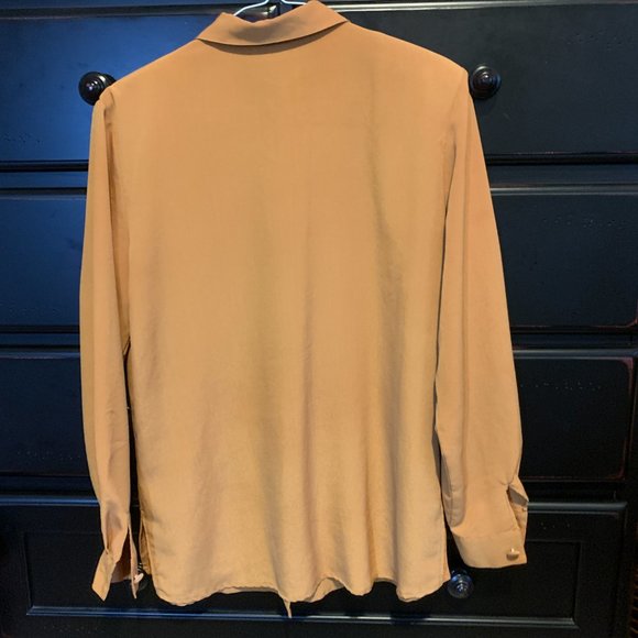 Tess Long Sleeve Ombra button-down blouse, poly, large - Picture 2 of 5